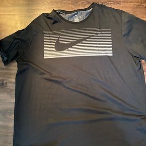 Men’s Nike Dry fit shirt size 4XLT